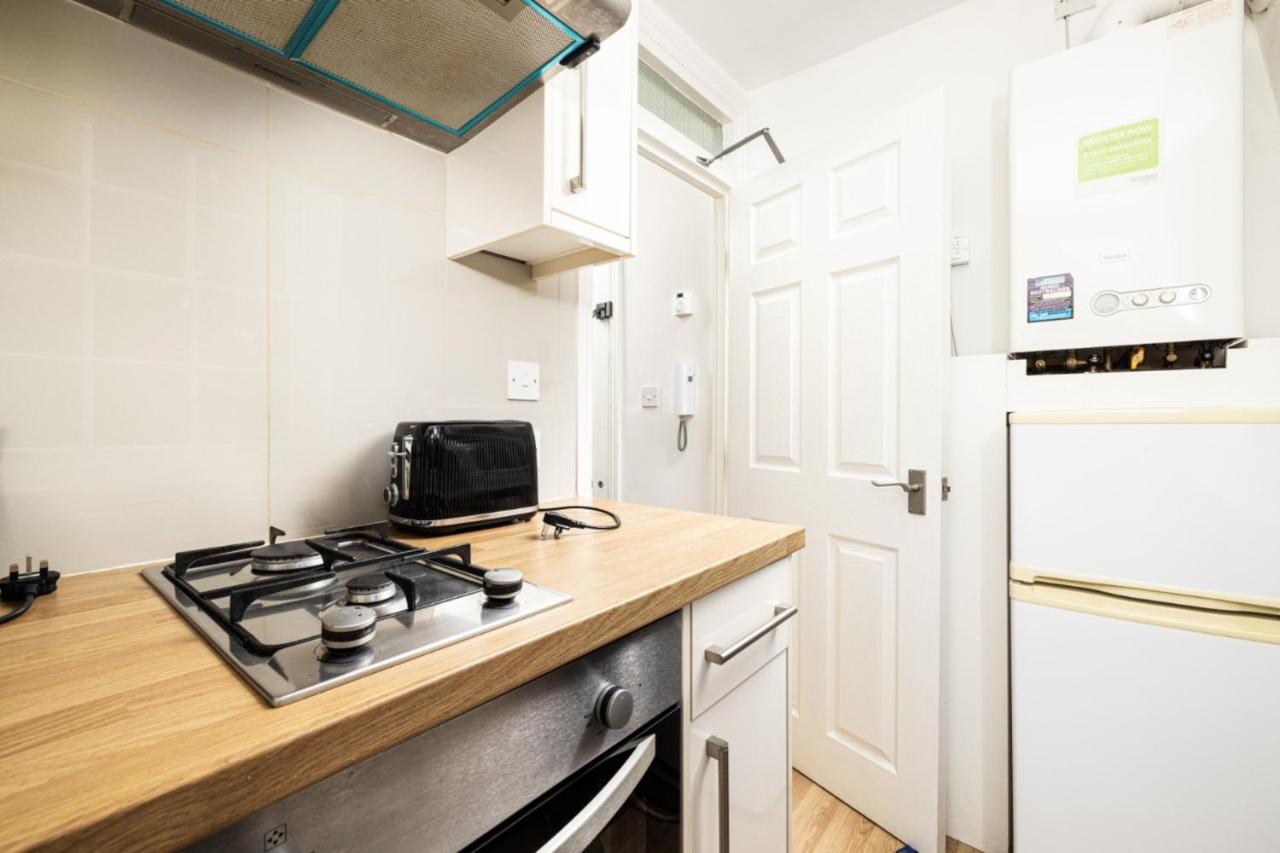 Mornington Crescent Apartment London Exterior photo